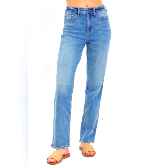 Judy Blue Denim - Just In !! JUDY BLUE Full Size High Waist Straight Jeans